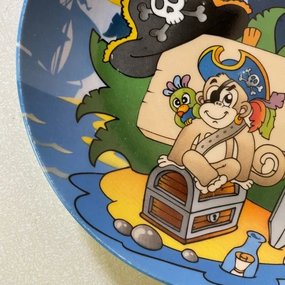 Pirate themed porcelain kids plate - Picture 3 of 7